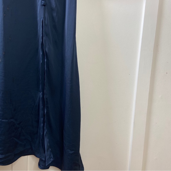 Zara long blue satin dress - Size L - Picture 3 of 11